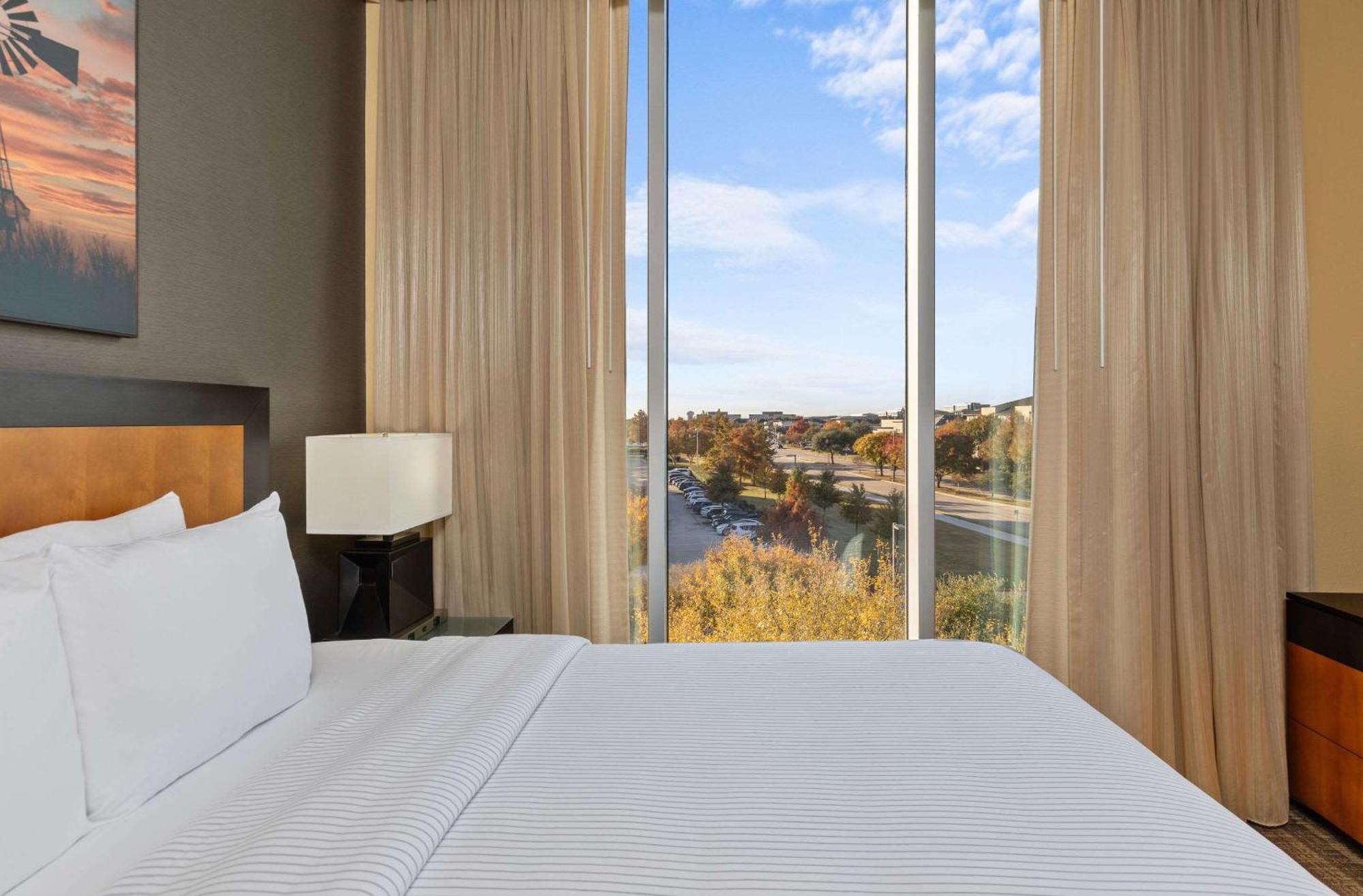 Cambria Hotel Plano - Frisco Экстерьер фото