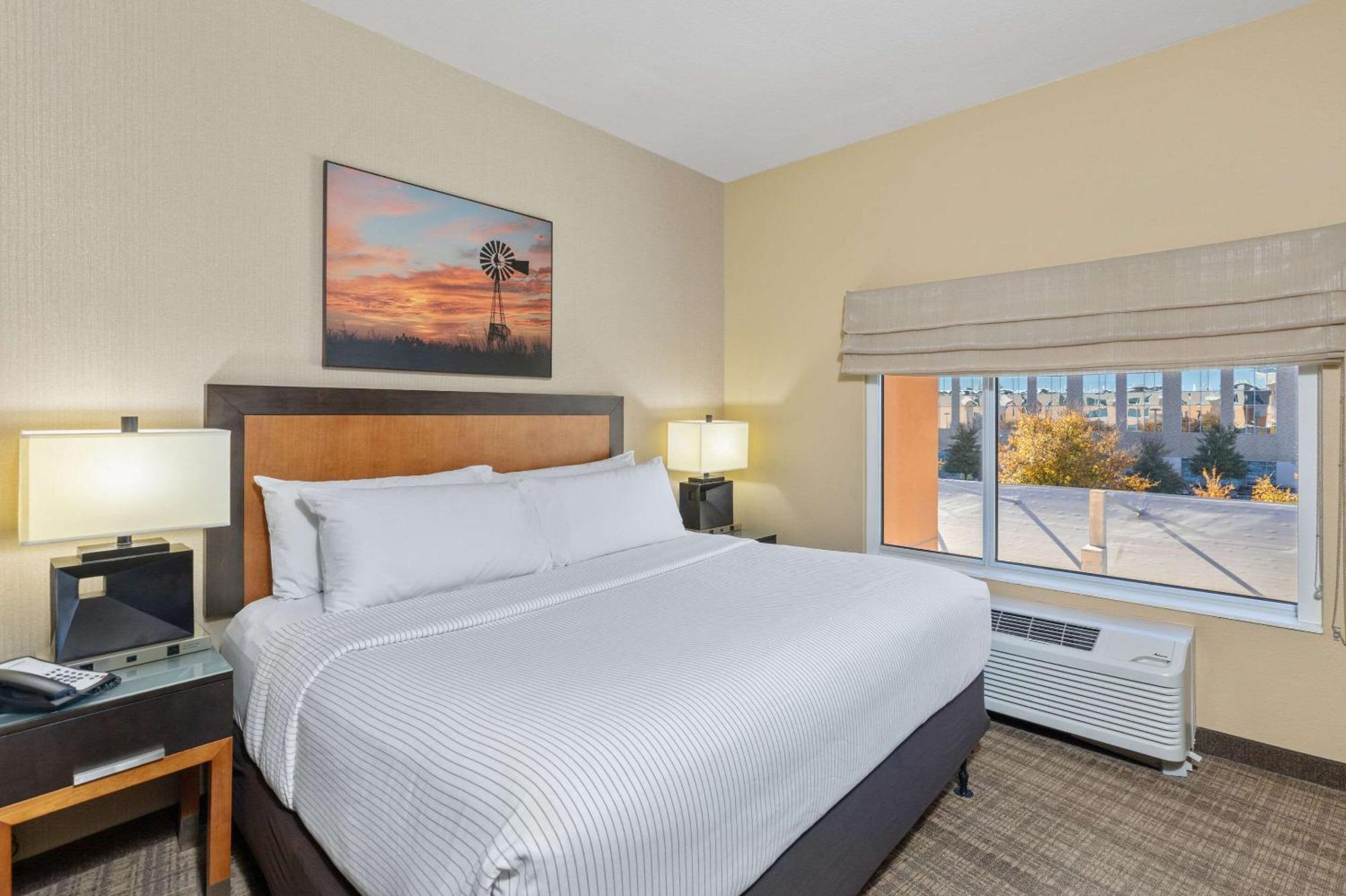 Cambria Hotel Plano - Frisco Экстерьер фото