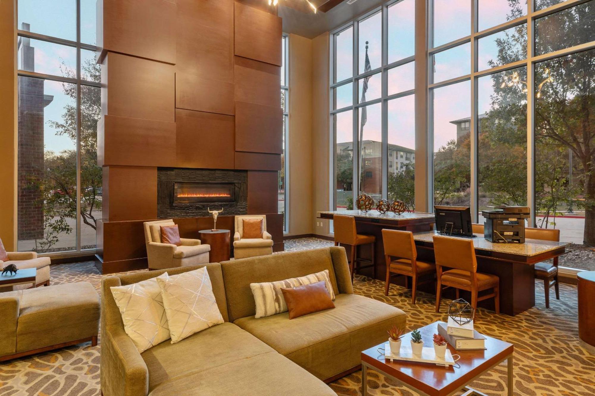 Cambria Hotel Plano - Frisco Экстерьер фото