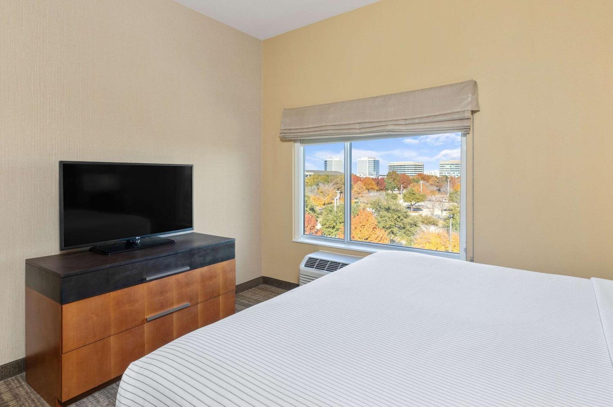 Cambria Hotel Plano - Frisco Экстерьер фото
